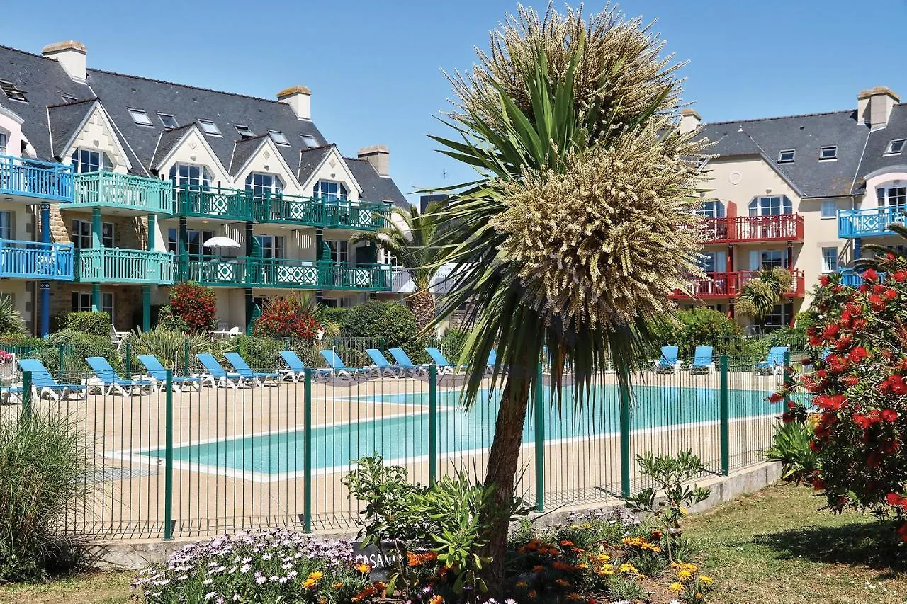 Localise - A06 - Entierement De Plain-Pied Avec Petite Vue Mer - Donnant Sur La Piscine Et Le Jardin - Wifi Inclus - Draps Inclus - Guilvinec Appartement