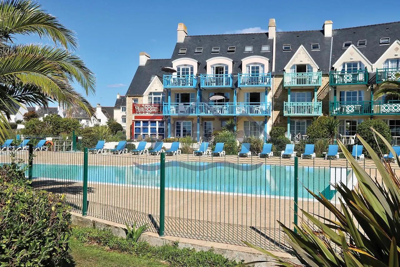 Localise - A06 - Entierement De Plain-Pied Avec Petite Vue Mer - Donnant Sur La Piscine Et Le Jardin - Wifi Inclus - Draps Inclus - Guilvinec Appartement