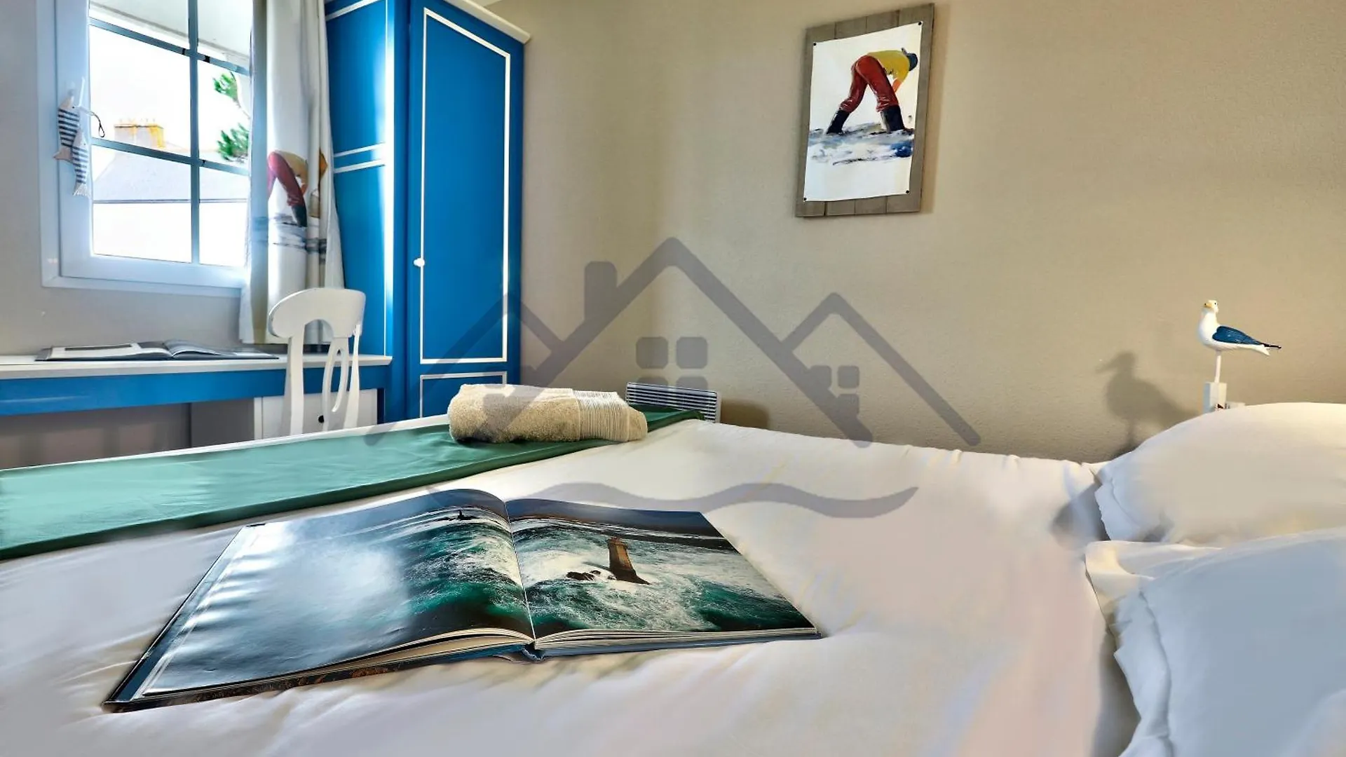 Localise - A06 - Entierement De Plain-Pied Avec Petite Vue Mer - Donnant Sur La Piscine Et Le Jardin - Wifi Inclus - Draps Inclus - Guilvinec